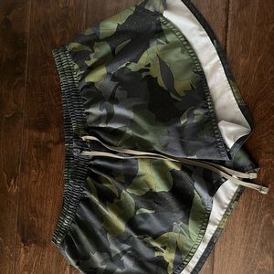 Old navy camo shorts